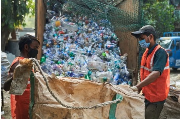 Collection and sorting of PET bottles